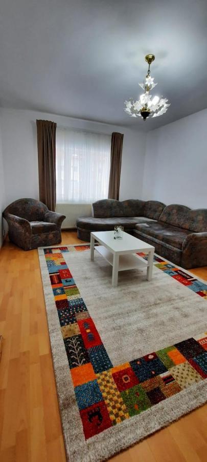 Apartament Happynest Предял Екстер'єр фото